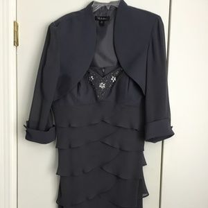 S.L Fashions -Dress  size 16 P